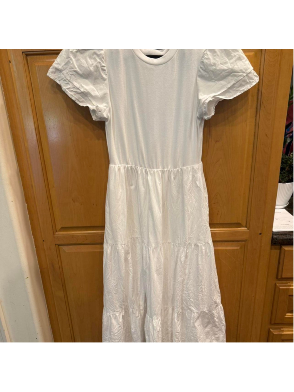 BTFBM White midi dress with puffy sleeves and tiered skirt #weddingguest #femini